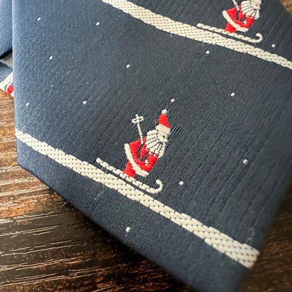 Christmas Santa Tie Skiing 3" Slim Necktie Navy Red Novelty Snow Stripe Holiday - Picture 4 of 7